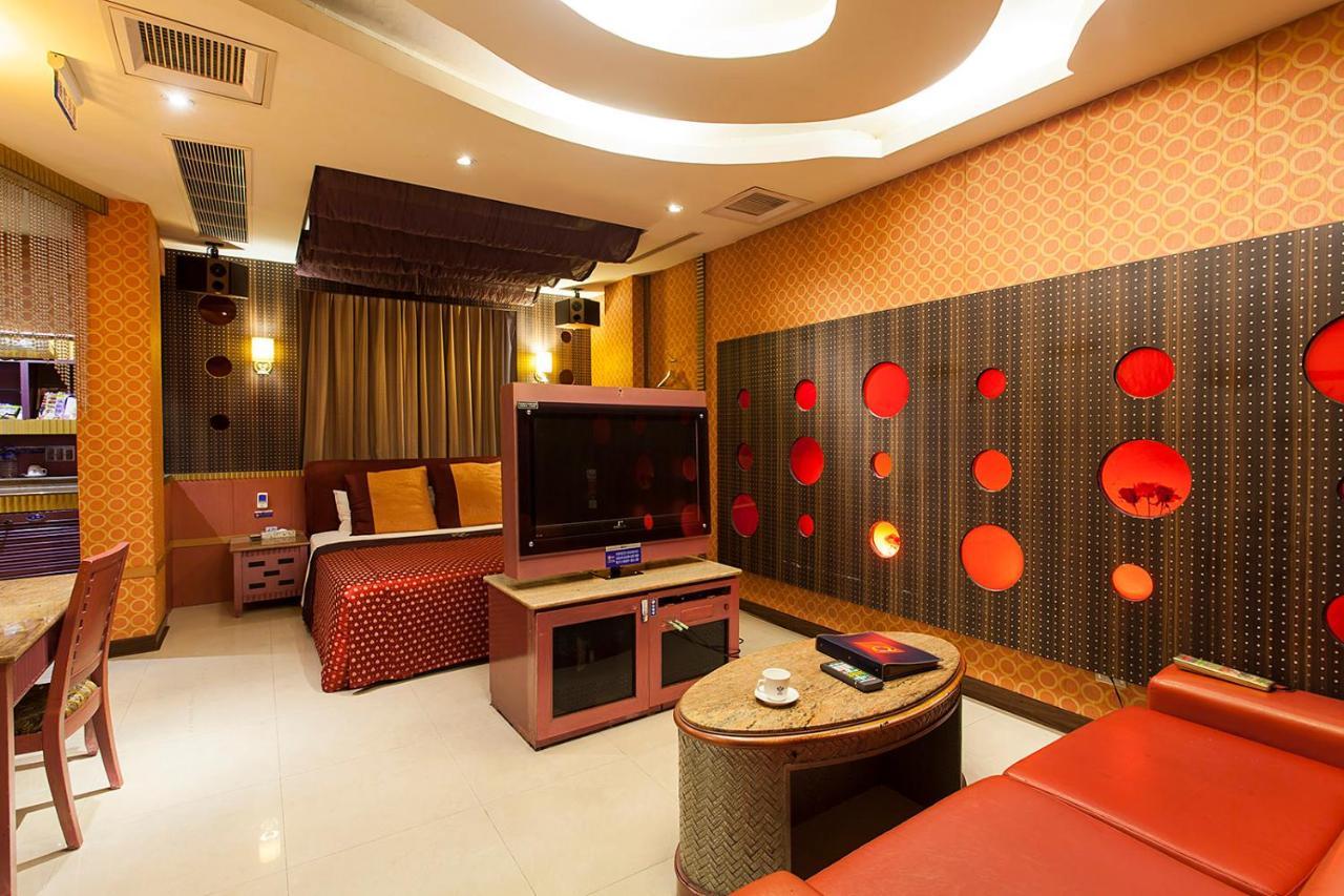 Pgs Motel Кийлунг Екстериор снимка